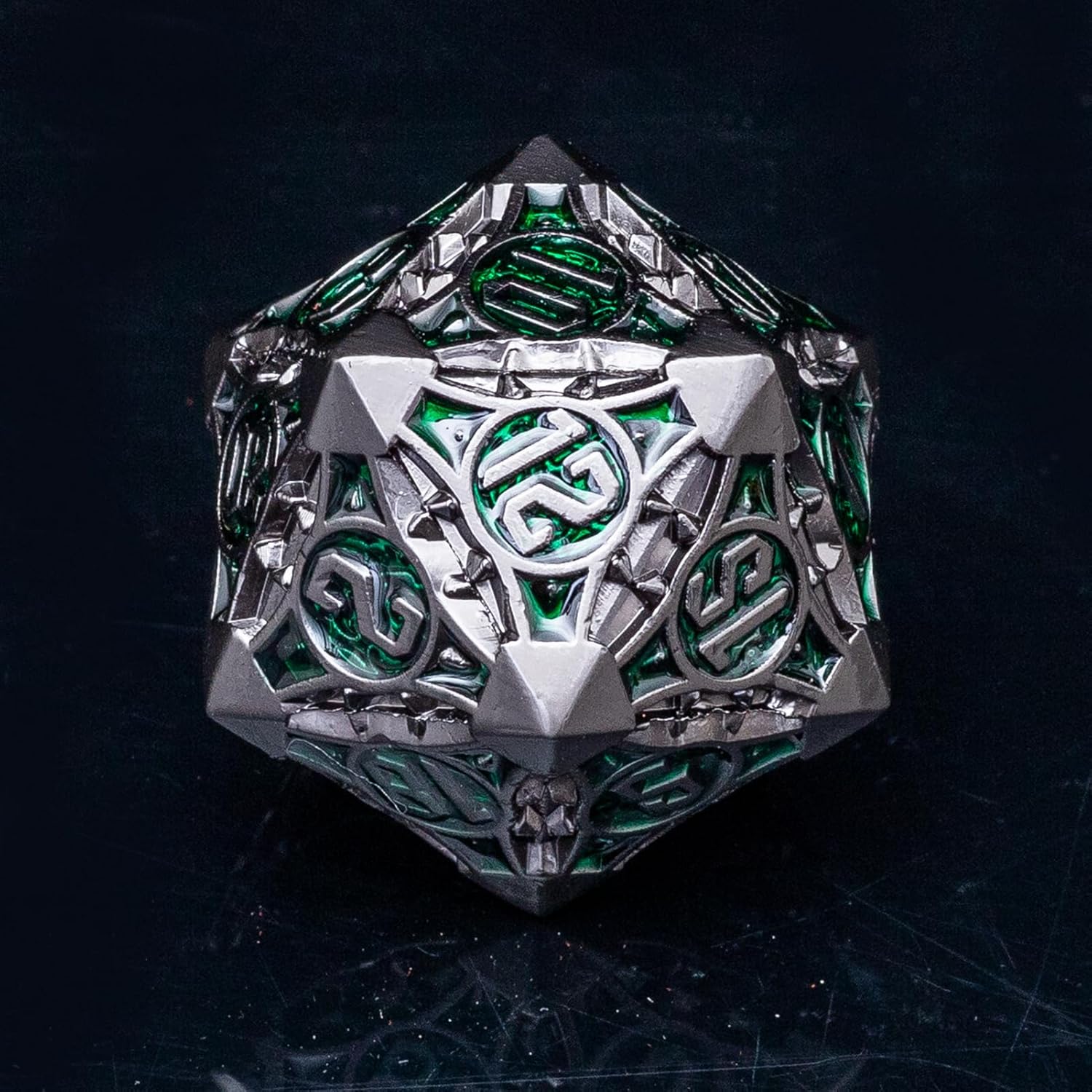 Metal DND Dice Set with A Gift Box, Green Spike Trap Heavy Metal Dice Set, Designed for DM and D&D RPG Player, Perfect for Dungeons and Dragons, MTG, Role Playing Games Accessories