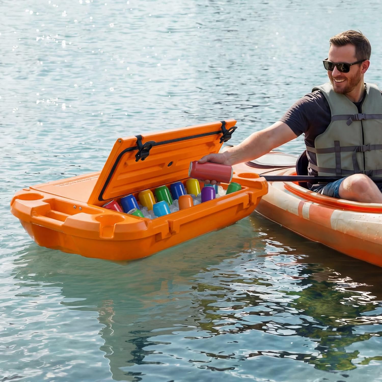 VEVOR Floating Cooler 40 QT Floating Ice Chest with Wheels & Tow Rope, Premium LLDPE Amphibious Beverages Cooler for Water & Land, Cruise Stable on Lake, River, Beach, Kayak