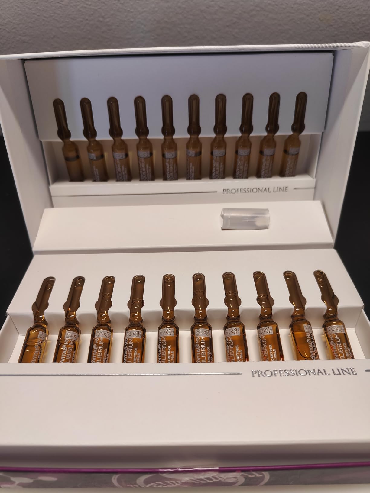 GEROVITAL EQUILIBRIUM Face Serum with Retinol, Moisturizer Face Serum, Improves Skin Elasticity, Professional Line for Beauty Salons, 20 Vials