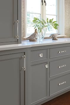 Amerock | Cabinet Knob | Clear/Gunmetal | 1-3/8 inch (35 mm) Length | Glacio | 1 Pack | Drawer Knob | Cabinet Hardware