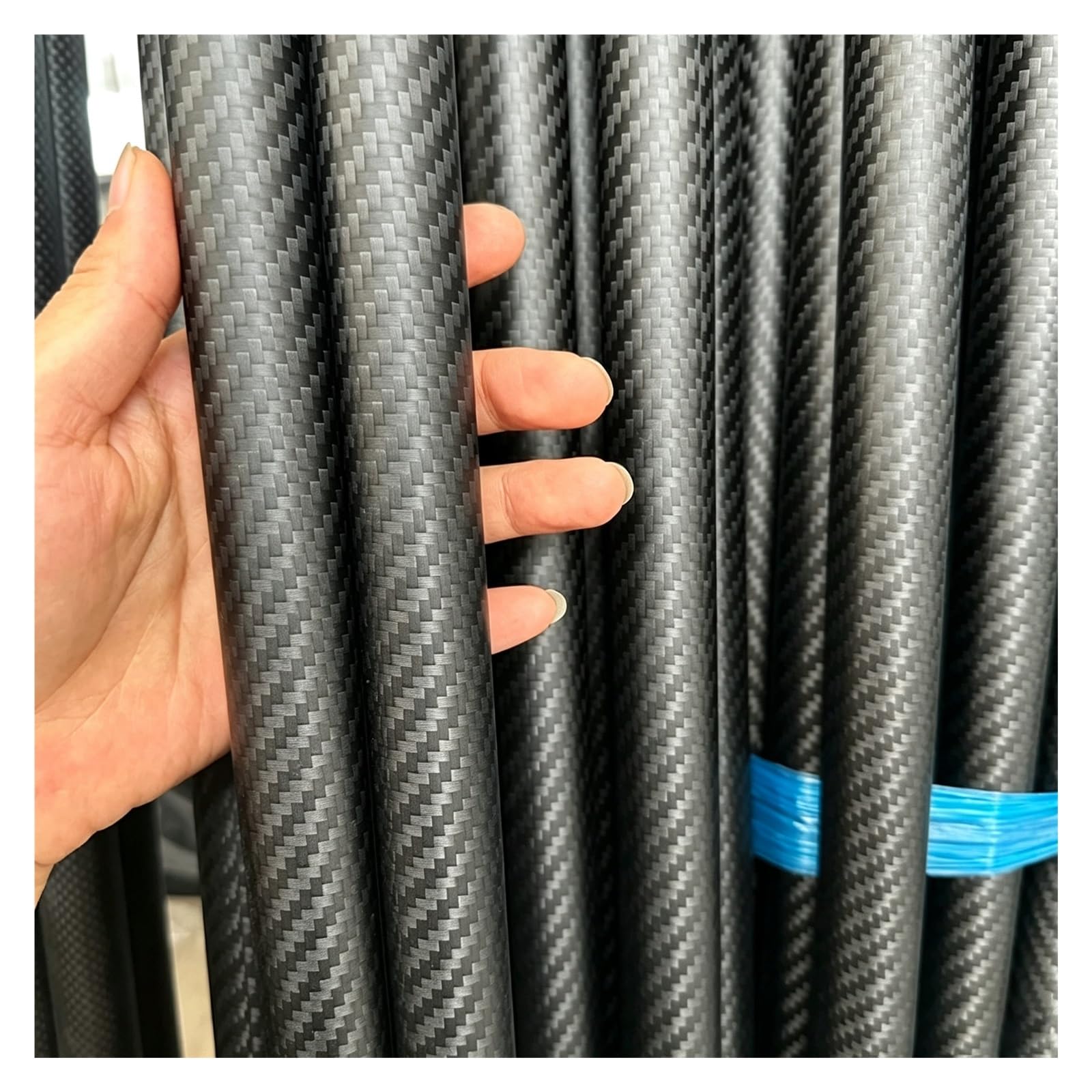 Tubo in Fibre di Carbonio Tubo Tondo in Fibra di Carbonio da 8, 16, 24 E 58 Mm | Tubo Tondo Cavo In Fibra Di Carbonio 3K Pultrusa, 1000 Mm, Per Multicotteri/quadricotteri/modellismo(5x3x1000MM)