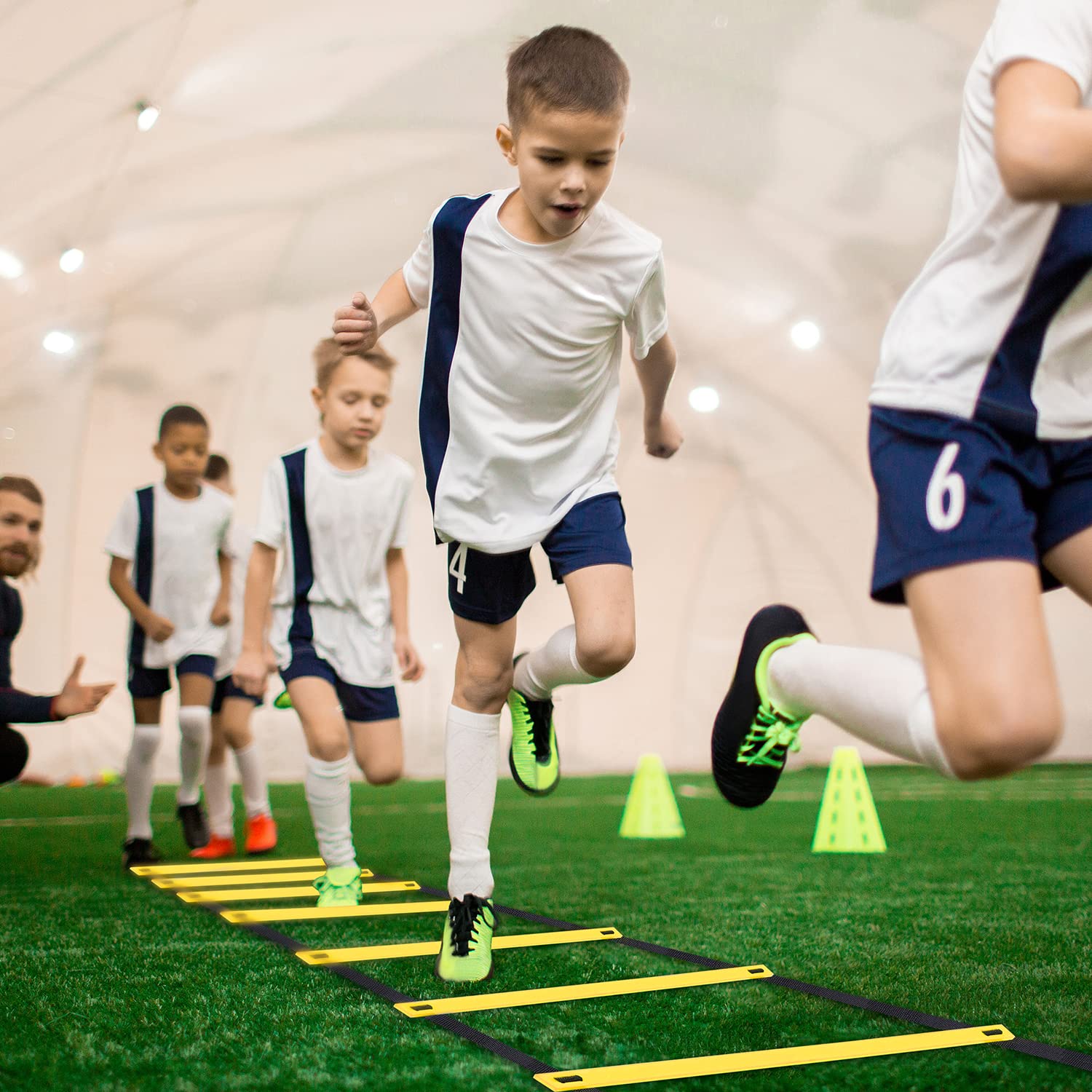 Ohuhu Agility zestaw treningowy drabina z 12 szczeblami z 12 stożkami polowymi i 4 palikami, sprzęt nożny do wiertarek piłkarskich