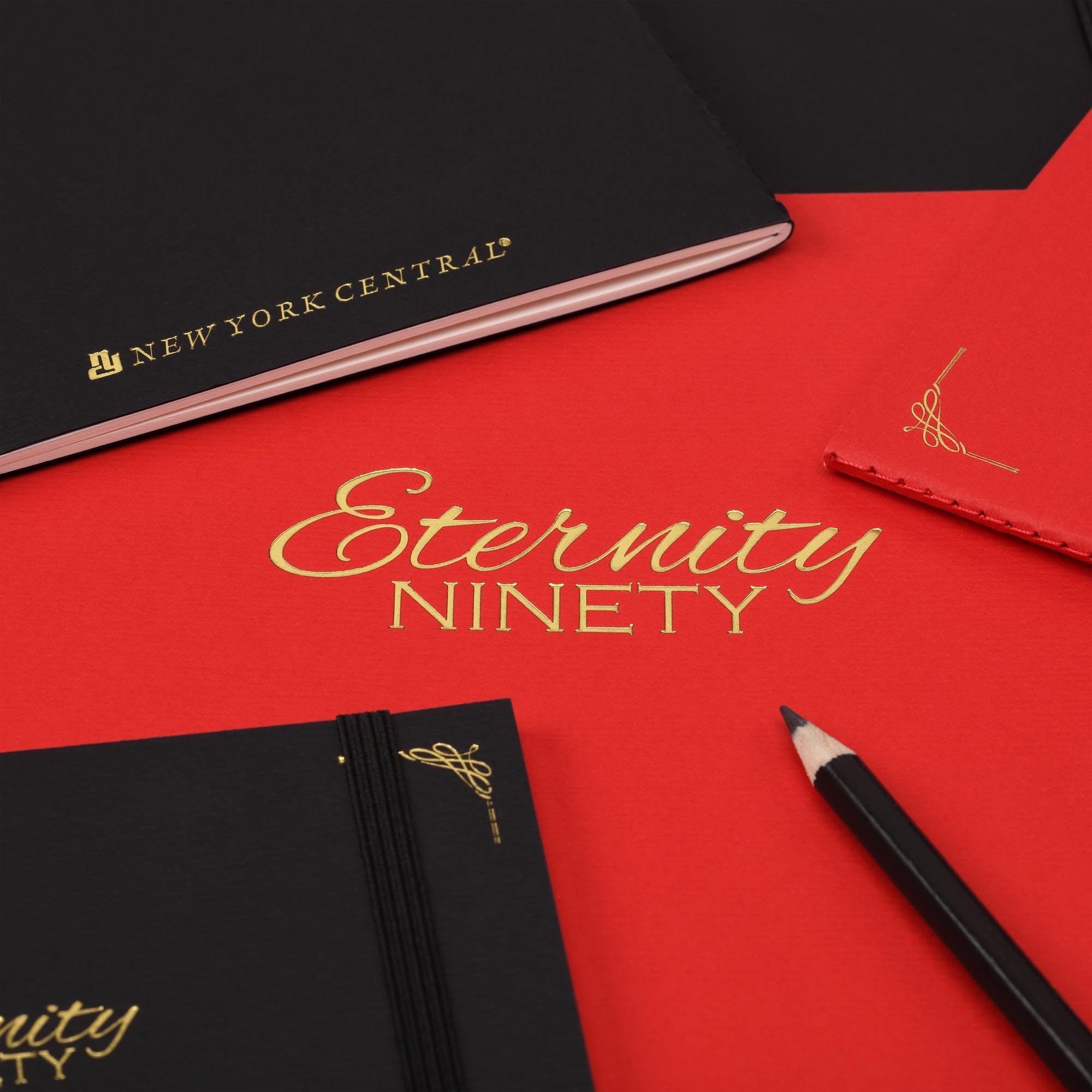 New York Central Eternity Ninety Lot de 10 carnets de croquis aquarelle 20,3 x 25,4 cm, couverture souple noire, carnet de croquis aquarelle avec bande élastique, 100 feuilles au total, 100 % coton