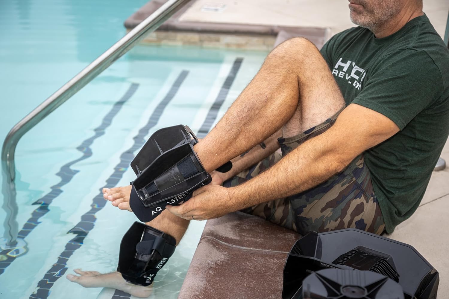 Aquastrength Hydro-Tone Isokinetic Water Weights for Pool Exercise Build Muscle Easy on Joints 3-Dimensional Design for Total Body Workout Bell Pair & Fin Pair - Made in USA