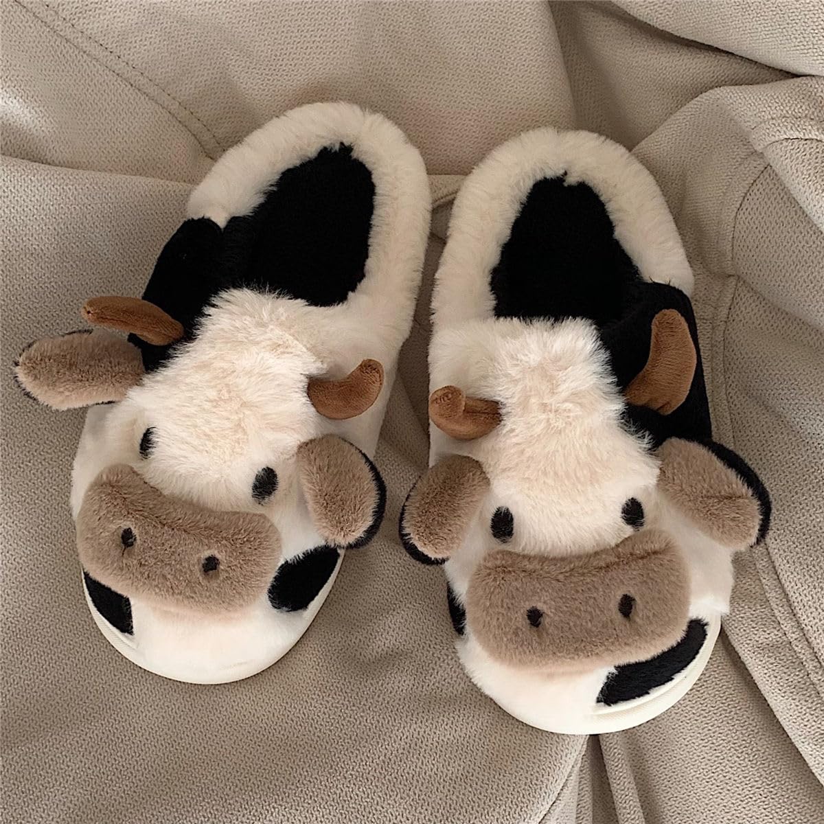 Coswind Pantofole Donna Uomo Invernali Ciabatte di Mucca Caldo with Memory Foam Cartone Animato Sliders Morbido Peluche Interno Esterno Slippers