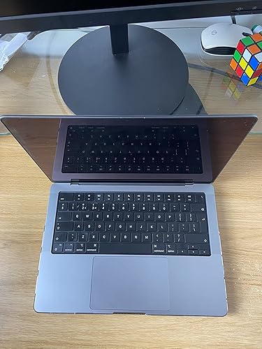 2021 Apple MacBook Pro (14-inch, Apple M1 Pro chip with 8‑core CPU