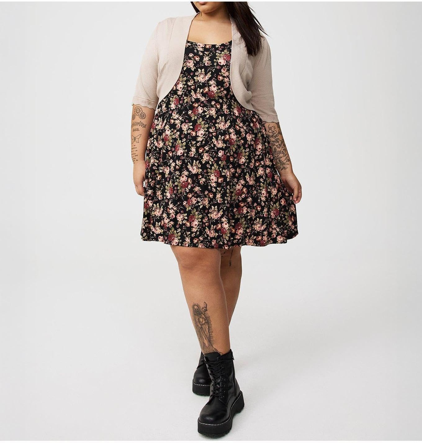 Torrid Women's Plus Size Scalloped Crop Sweater Shrug