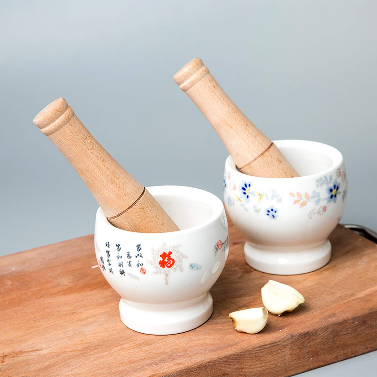 ArinkO Kitchen Essential: Porcelanowy moździerz i tłuczek do ziół, przypraw i nie tylko