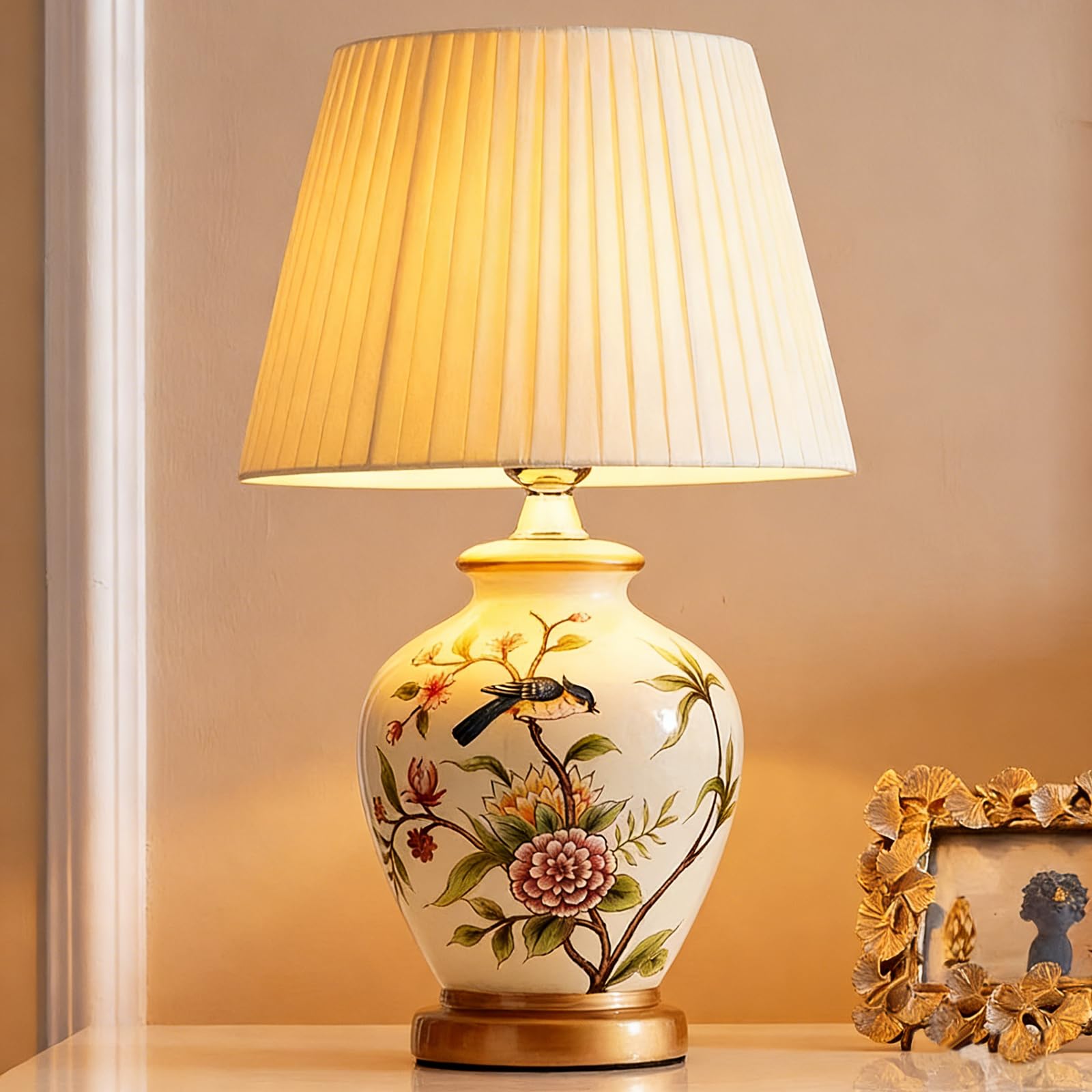 YUDIZWS Ceramic Vintage Table Lamp, Traditional Oriental Bedside Lamp with Fabric Lampshade, E27 Warm Light Nightstand Lamp for Bedroom Living Room Home Decor,A