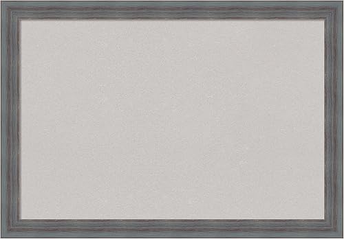 Amanti Art Tablero de corcho gris para pared (26 x 18) con marco de madera azul rústico Dixie, tablero de corcho mediano para oficina, tablero