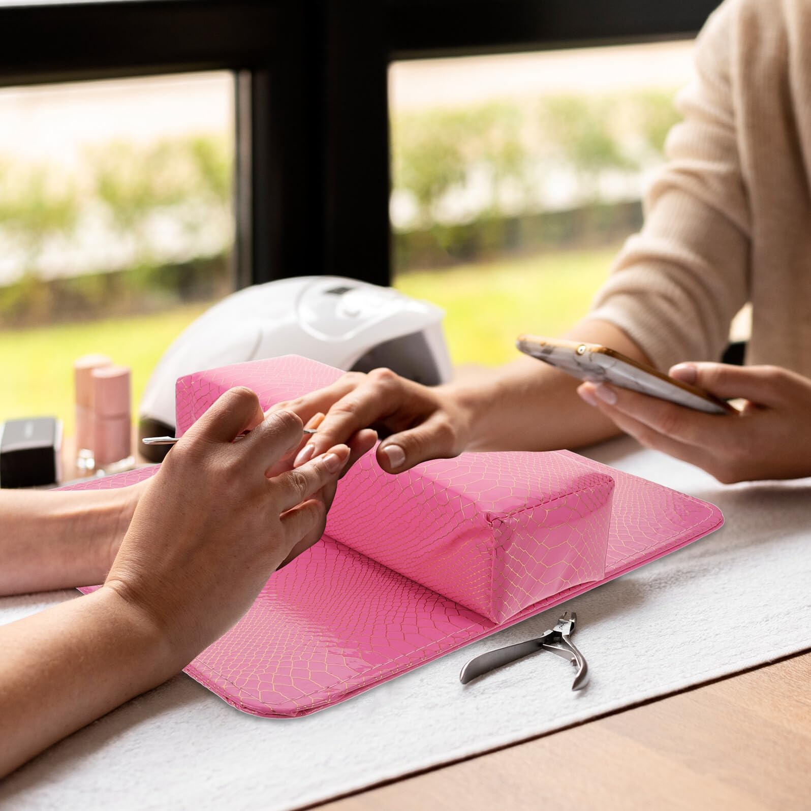 Cuscino per Manicure Unghie Rosa in Pelle Pu, Poggia Mani | Imbottitura in Spugna, Lavabile e Compatto, per Uso Salone e Casa, Design Elegante