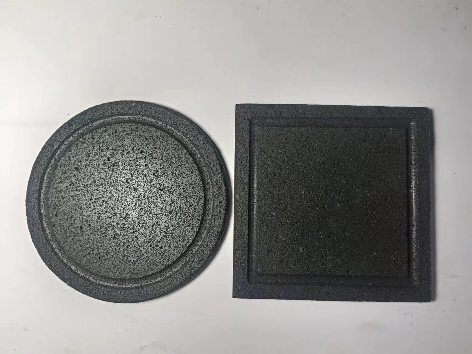 Volcanic stone cooking tiles, flat, open with grooves, 8 "x 8", lava cooking stone pizza, meat, seafood and vegetables. Outdoor steak barbecue. Camping pot, barbecue net. Korean baking pan.