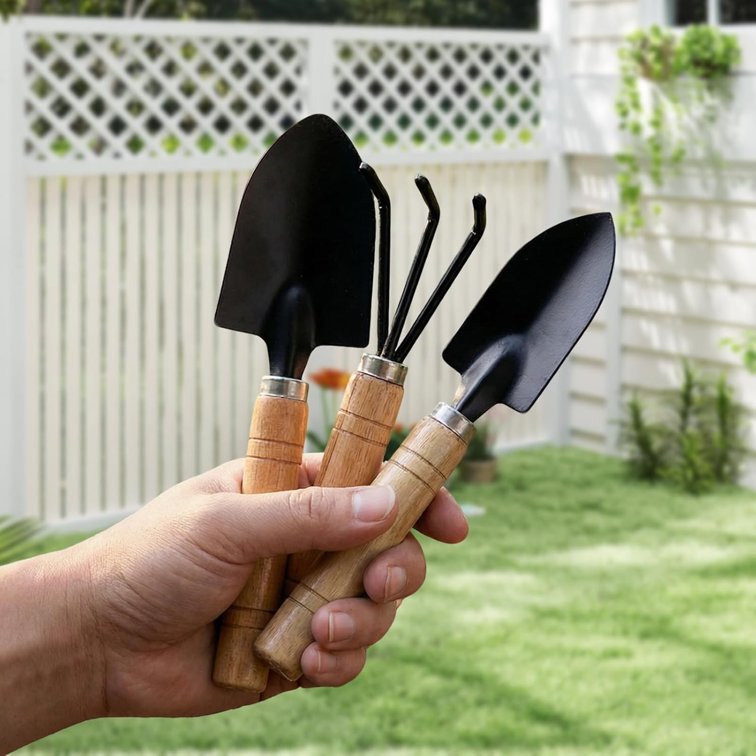 3Pcs Gardening Tool Set, Mini Gardening Tools Set with Shovel, Trowel and Rake, Handle Planting Tools Kit Succulents, Potted Plants, Indoor & Outdoor Gardening, Garden Gifts for Women & Men (Black)