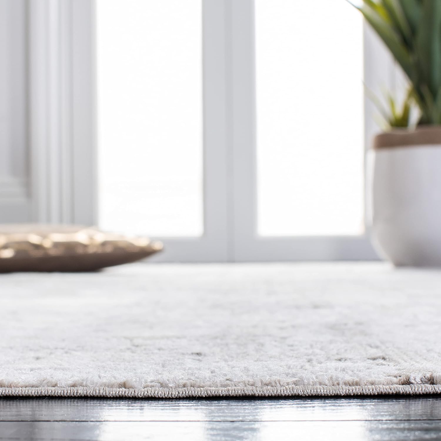 SAFAVIEH Princeton Collection Area Rug - 9' x 12', Ivory & Grey, Boho Tribal Distressed Viscose Design, Ideal for High Traffic Areas in Living Room, Bedroom (PRN532A)