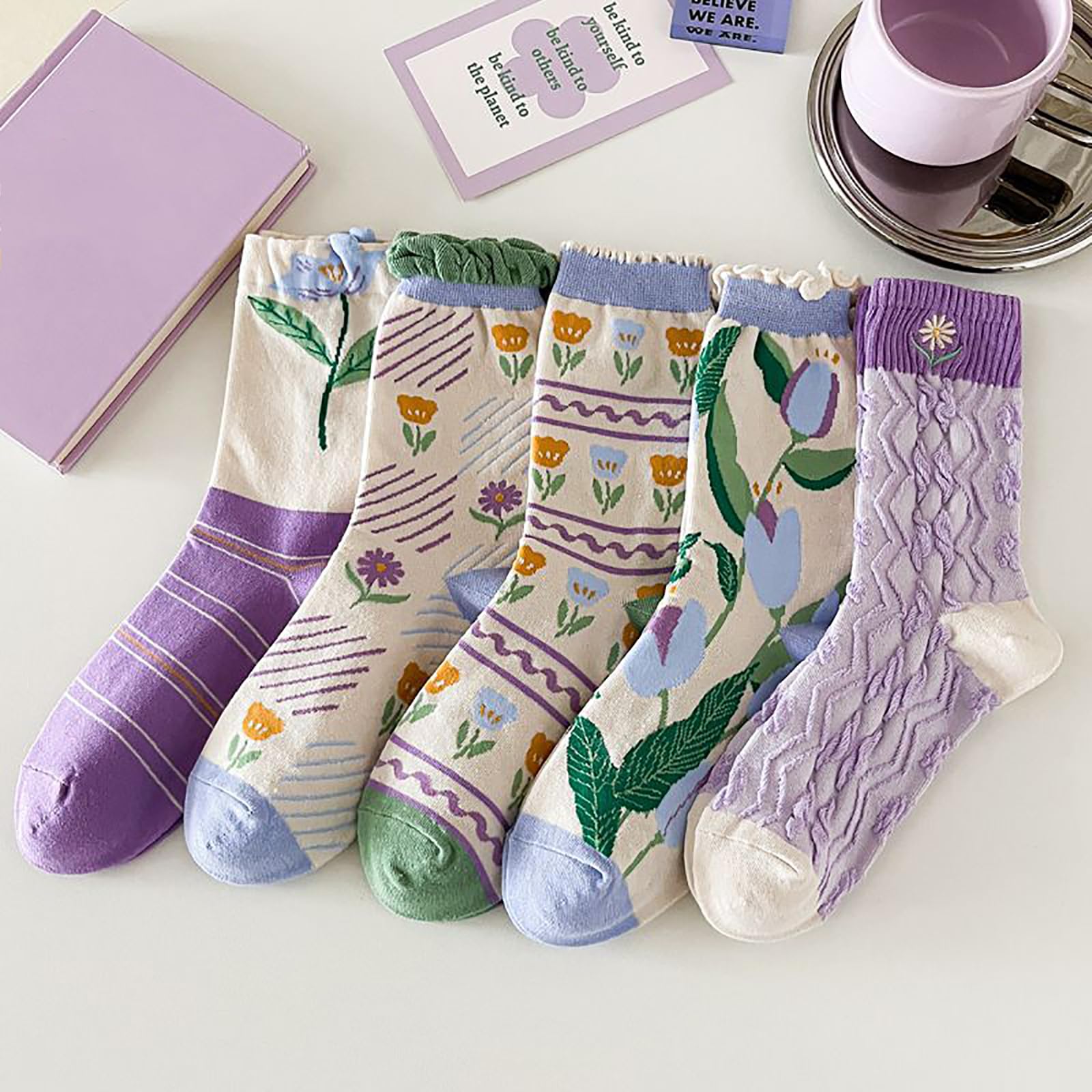 CEAeis 5 Paia Womens Floral Cotton Socks, Cartoon Modello di Fiore Calzini, Carino Fiore Cotone Crew Socks per Le Donne