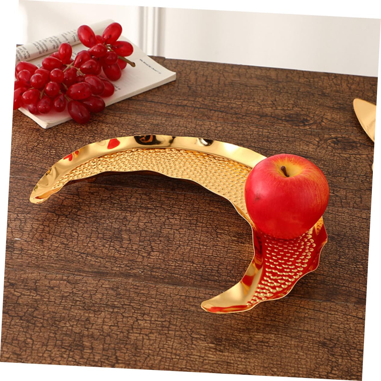 Plato de Servicio Forma de Luna Europeo Bandeja Multifuncional para Aperitivos Dulces y Frutas Decorativo y Resistente para Cocina y Restaurante