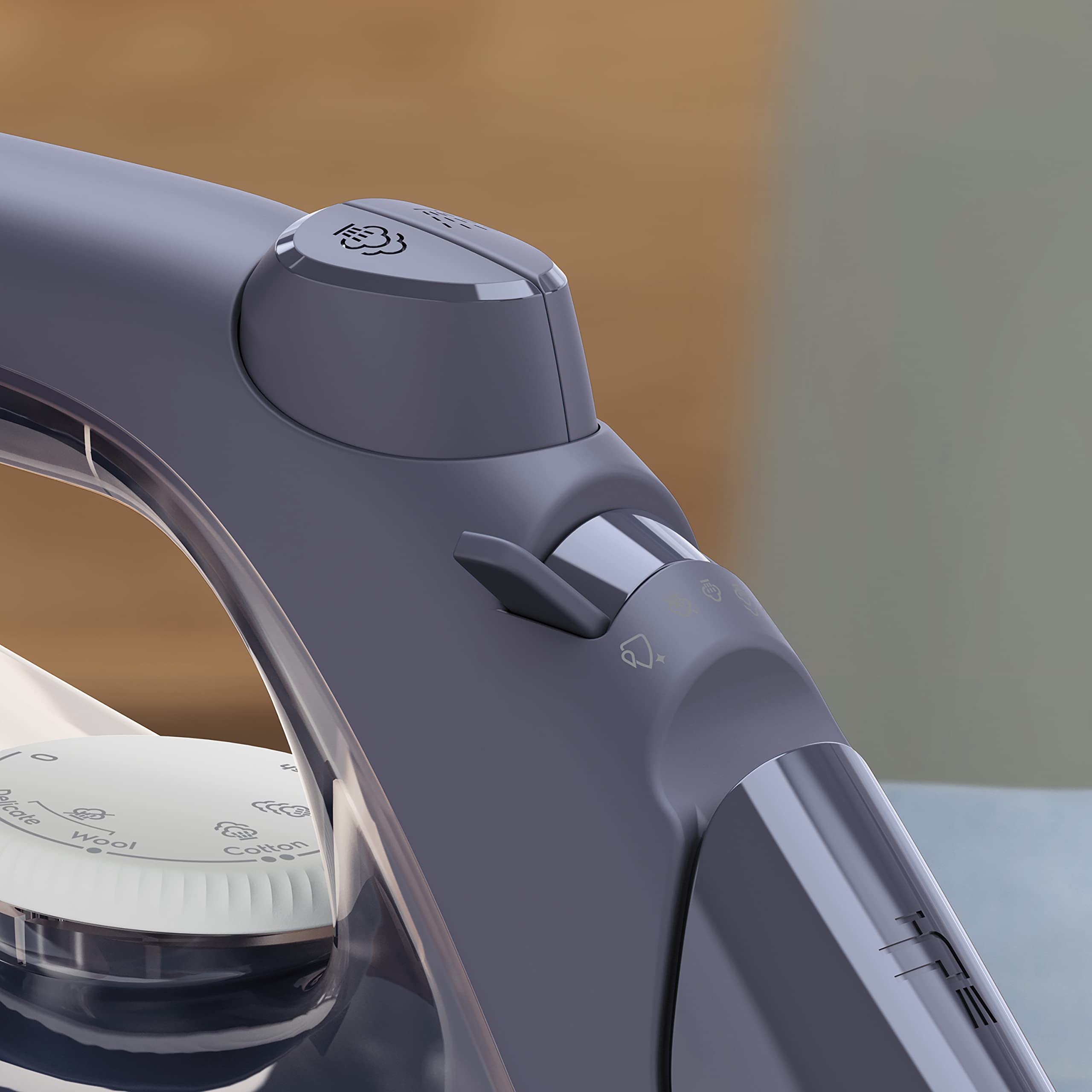 Electrolux Plancha Refine 600 E6SI1-2MN, Plancha a vapor con suela GLISSIUM 175 resistente a los arañazos, autolimpiante con FlushClean, antigoteo, Misty Navy