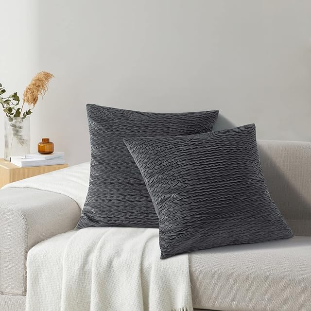 RUIKASI Velvet Cushion Covers 45cm x 45cm - Decorative Throw Pillow Covers Set of 2 Square Pillowcases for Sofa Bed Couch, Grey, 18x18 Inch