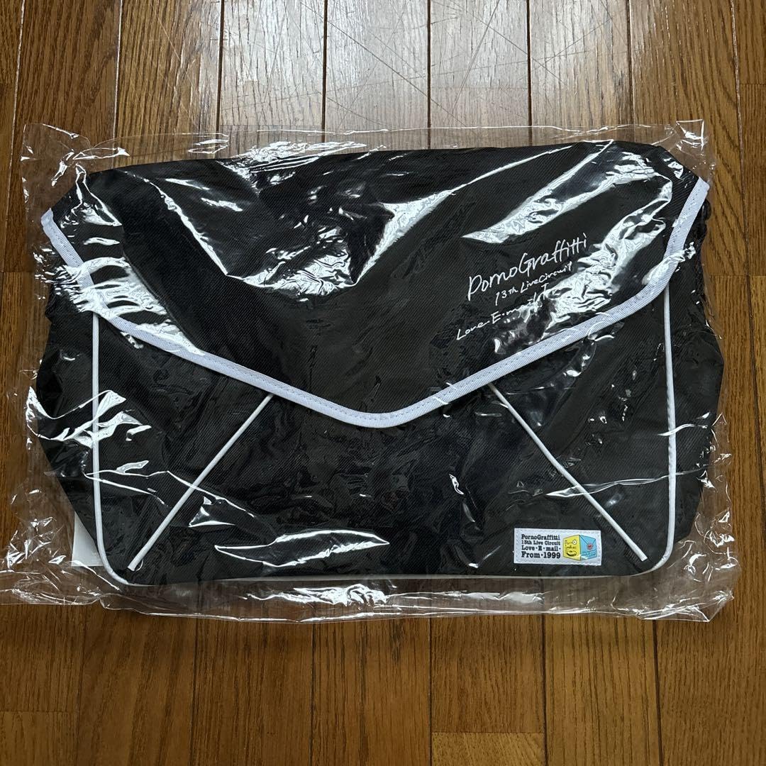 Amazon.co.jp: ポルノグラフィティ メッセンジャーバッグ : ファッション