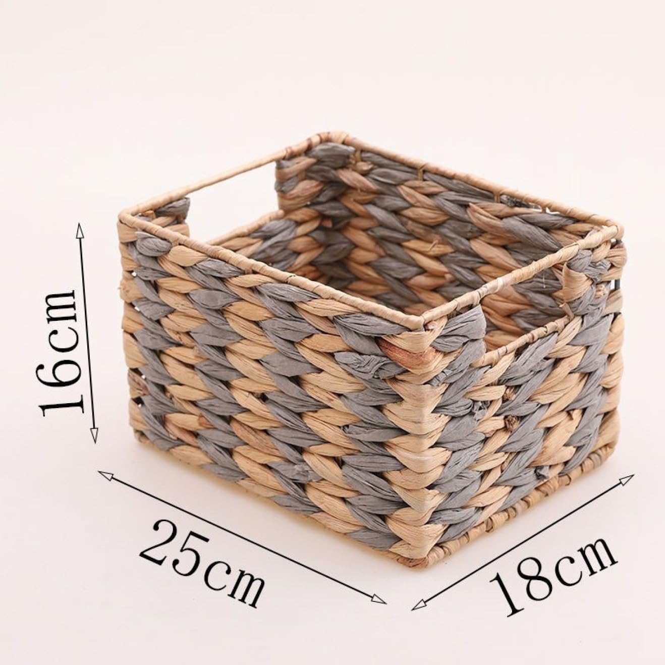 Amazon｜NJNEW 収納バスケット 収納カゴ 籐 20*14*14 ラタン 小物収納