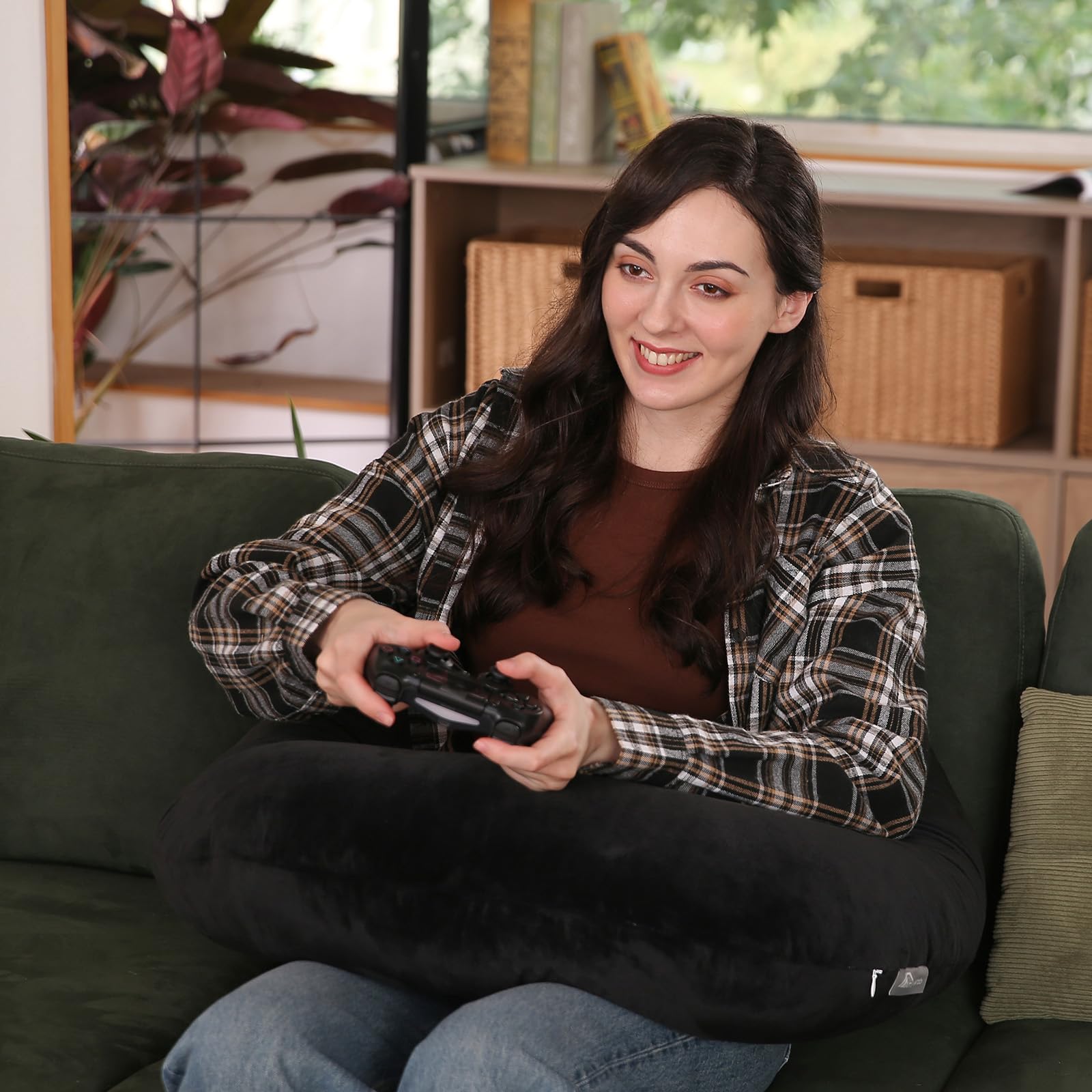 Photo 1 of AmyWtb U-Shape Gaming Lap Pillow