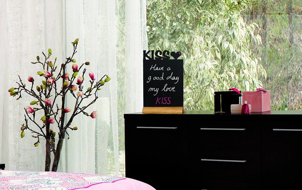 Securit Silhouette Kiss Chalk Board with Chalk Marker, 35 x 21 x 6