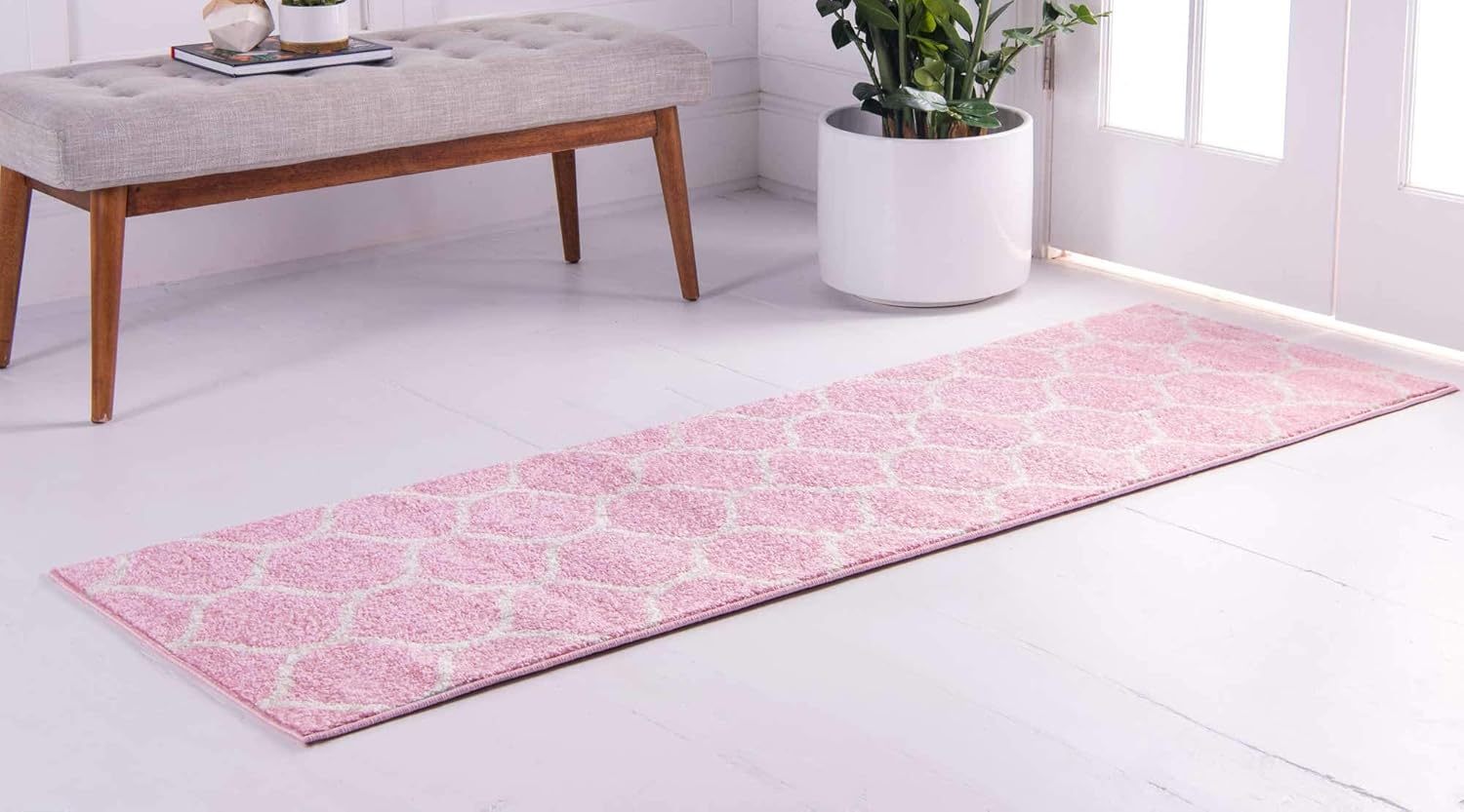 Unique Loom Trellis Frieze Collection Area Rug - Rounded (2' x 6' 1" Runner, Light Pink/ Ivory)