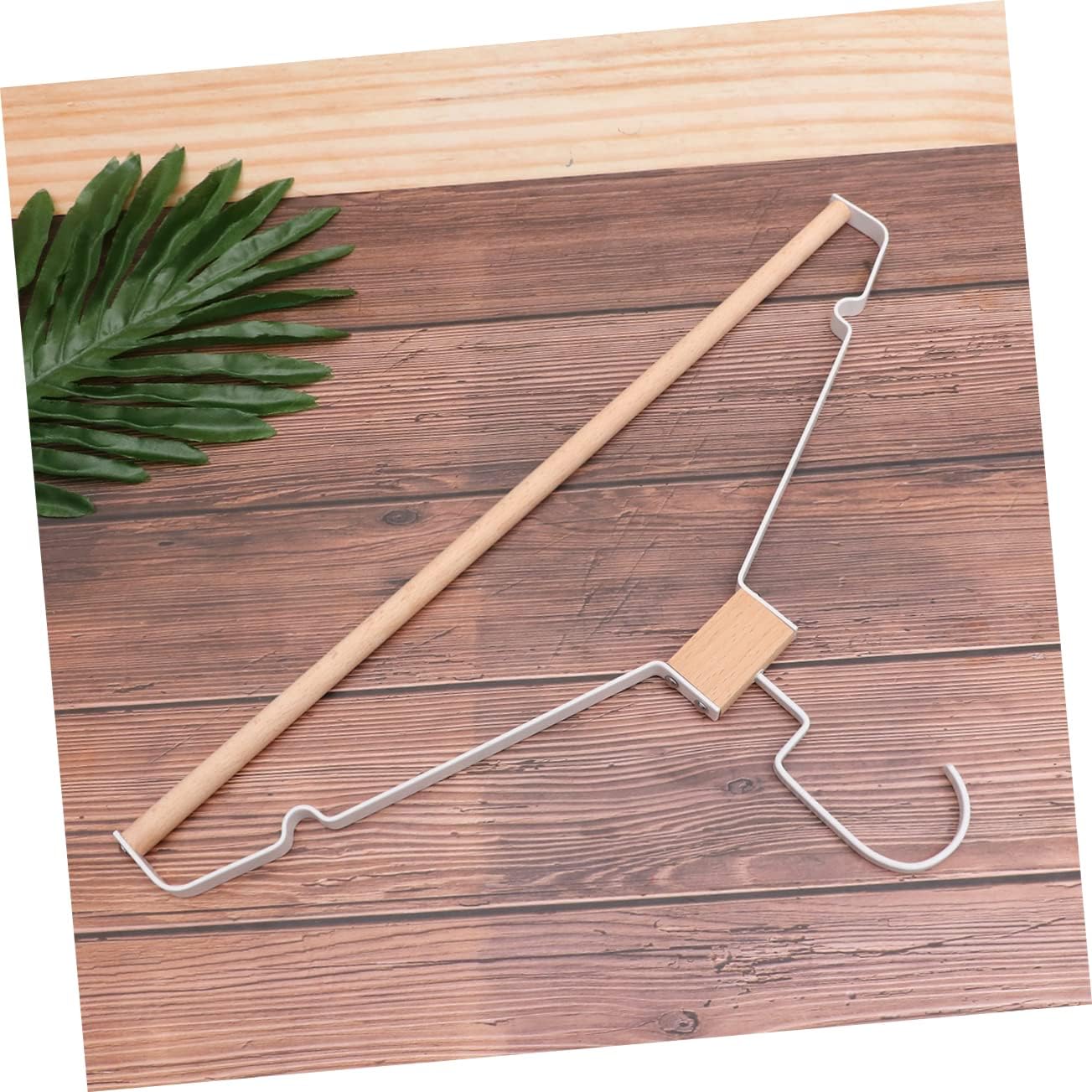 5pcs Wooden Metal Hangers Heavy Duty Coat Hooks for Home Slotted Design Modern Clothing Rack 360 Rotatable Elegant
