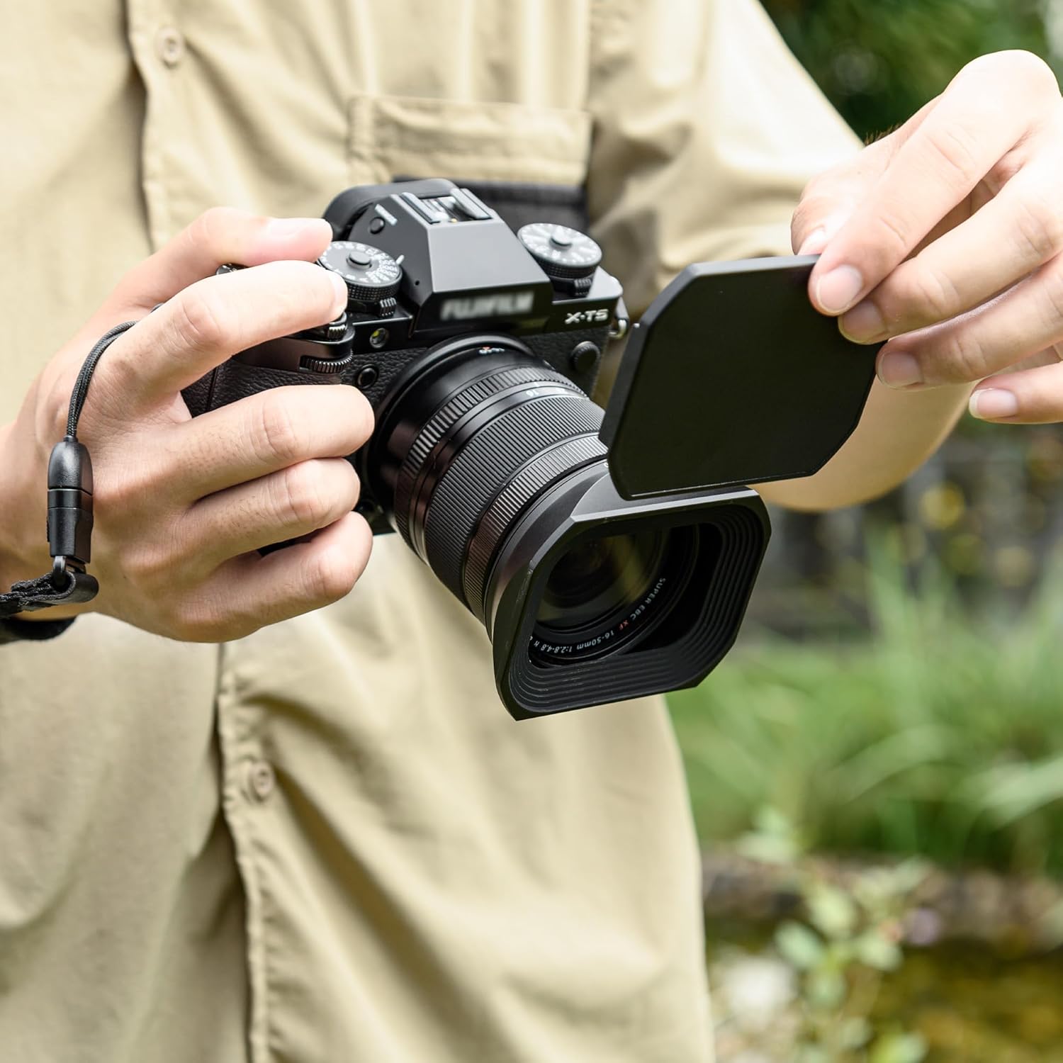 JJC Metal Square Lens Hood Shade for Fuji Fujifilm XF 16-50mm f/2.8-4.8 R LM WR Lens on Fujifilm X-T5 X-T50 XT5 XT50 Camera, for Fuji Fujinon XF 33mm F1.4 R LM WR, with Protective Hood Cap