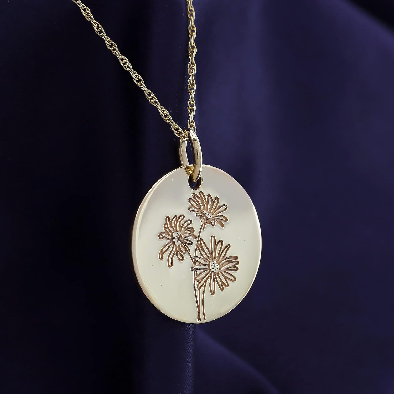 Birth Flower Necklace 18k Gold Plated Engraved Custom Floral Pendant Necklaces Dainty Birth Month Flower Disc Charm Hand Stamped Flower Disc Necklace, Gift For Her