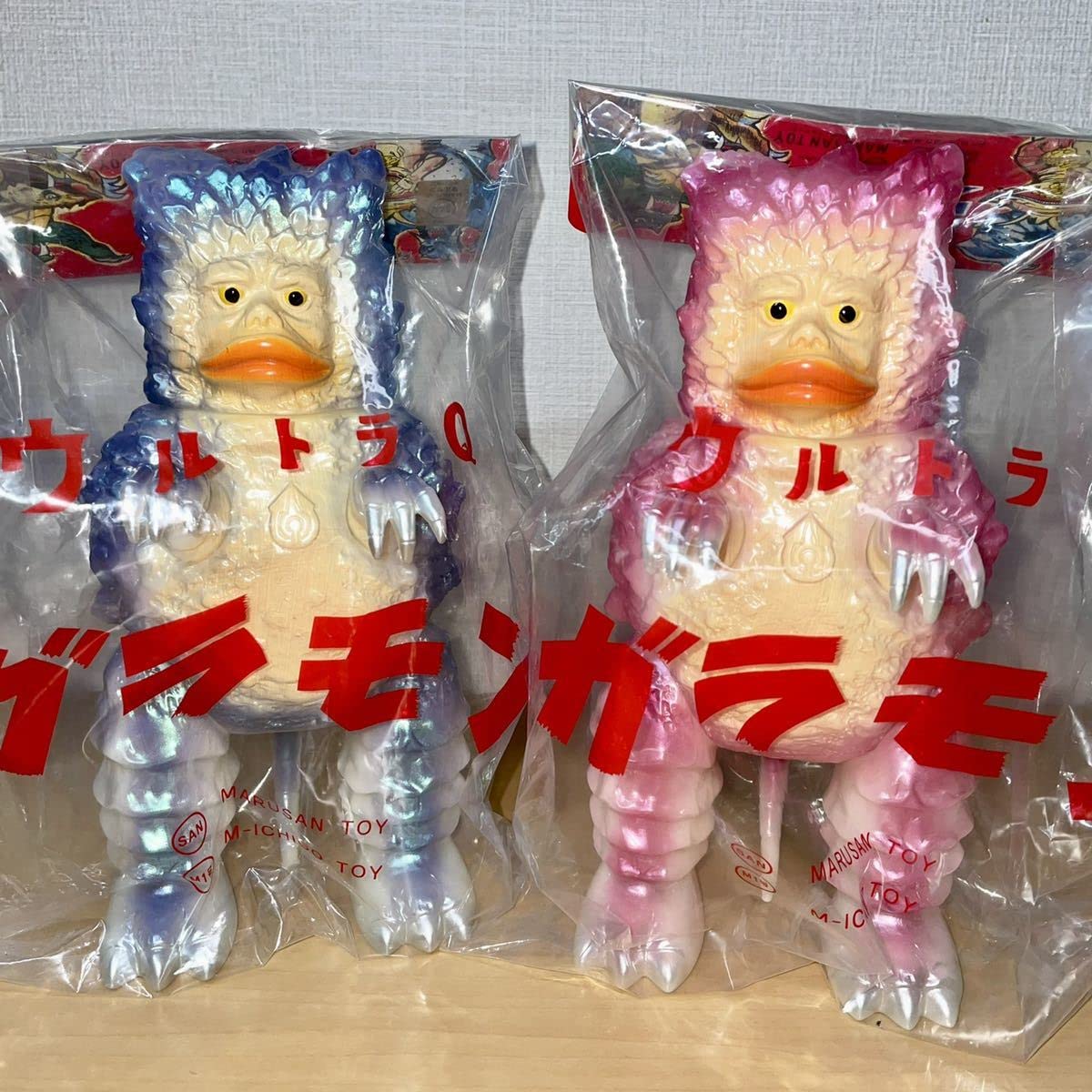 Amazon.co.jp: 2体セット M1号 ガラモン マルサン復刻 蓄光 ブルー  