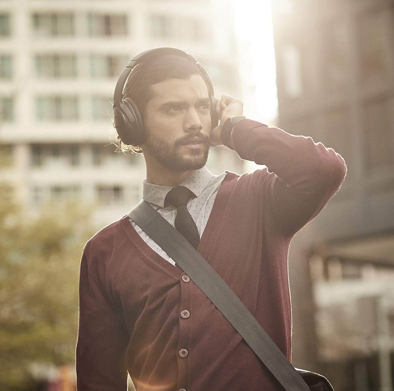 Best Cyber Deals 🔥 Bose QuietComfort 35 Series II Wireless Headphones, Black, Noise Cancelling with Budrug LLC Airplane Flight Adapter - Worldwide Version Bundle