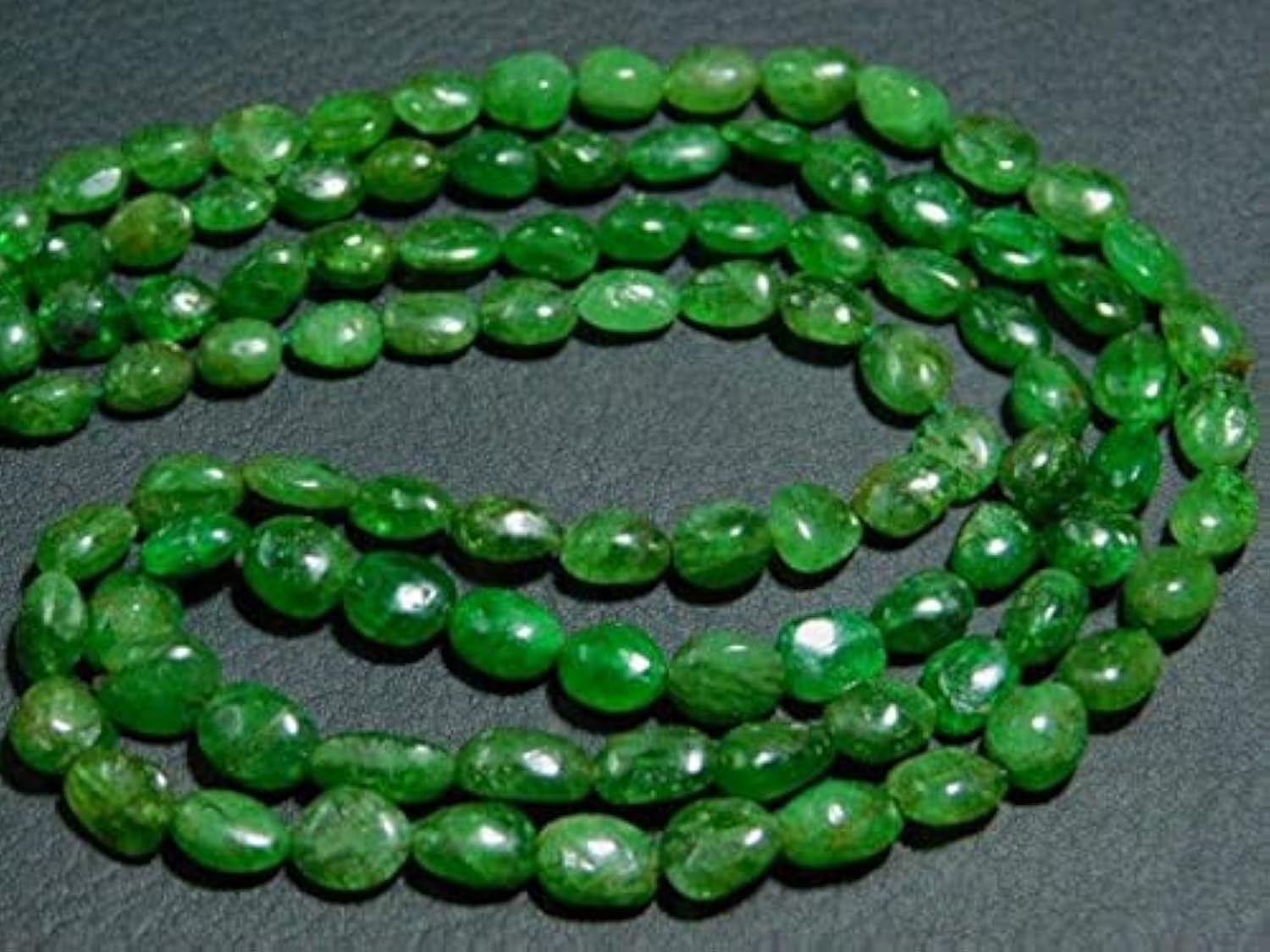 Grenat Tsavorite pierre naturelle AA de joaillerie LKBEADS pépites ovales
