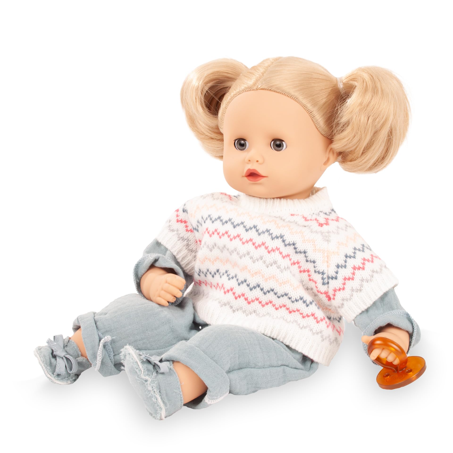 Götz 2620973 Muffin Zick Zack Puppe 33 cm Babypuppe Blaue Schlafaugen | 6-tlg, blonde Haare, Weichkörper, für Kinder ab 3 Jahren, frisierbar, waschbares Haar, mit Strickpullunder und Stoffschuhen