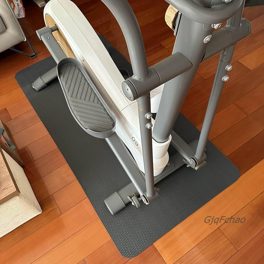 ベンチプレス 、懸垂マシン、防音マット Amazon.co.jp: MRG 自由にカット可能 トレーニングマット 115