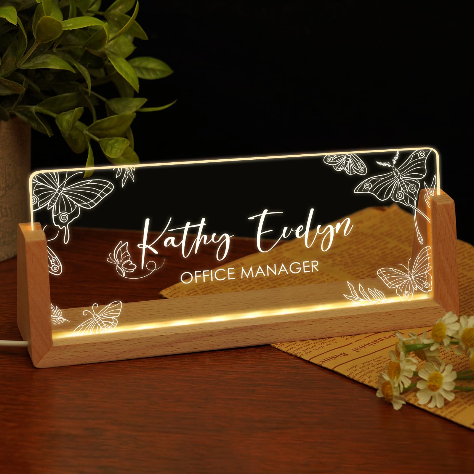 Custom Name Plate for Desk, Personalized Light Up Acrylic Desk Name Plate, Personalized Office Gifts for Boss Coworkers Teacher, Employee Appreciation GIfts, Office Decor for Women Men
