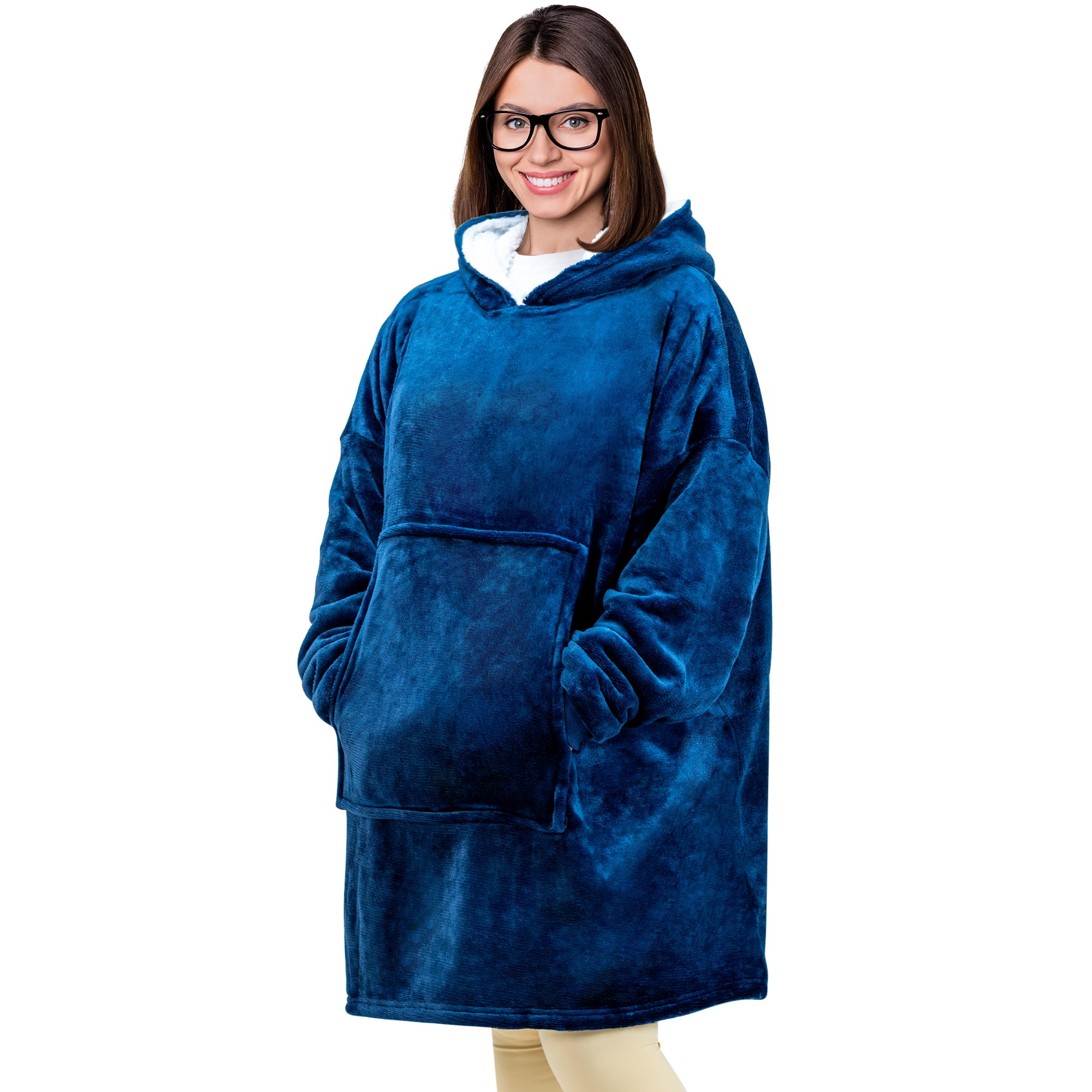 CUQOOOversized Wearable Hoodie Blanket – Ultra-Soft Reversible Sherpa Fleece with Extra Large Front Pocket, Warm & Cosy Hooded Blanket for Snuggling, One Size Fits All, Unisex Adult Design