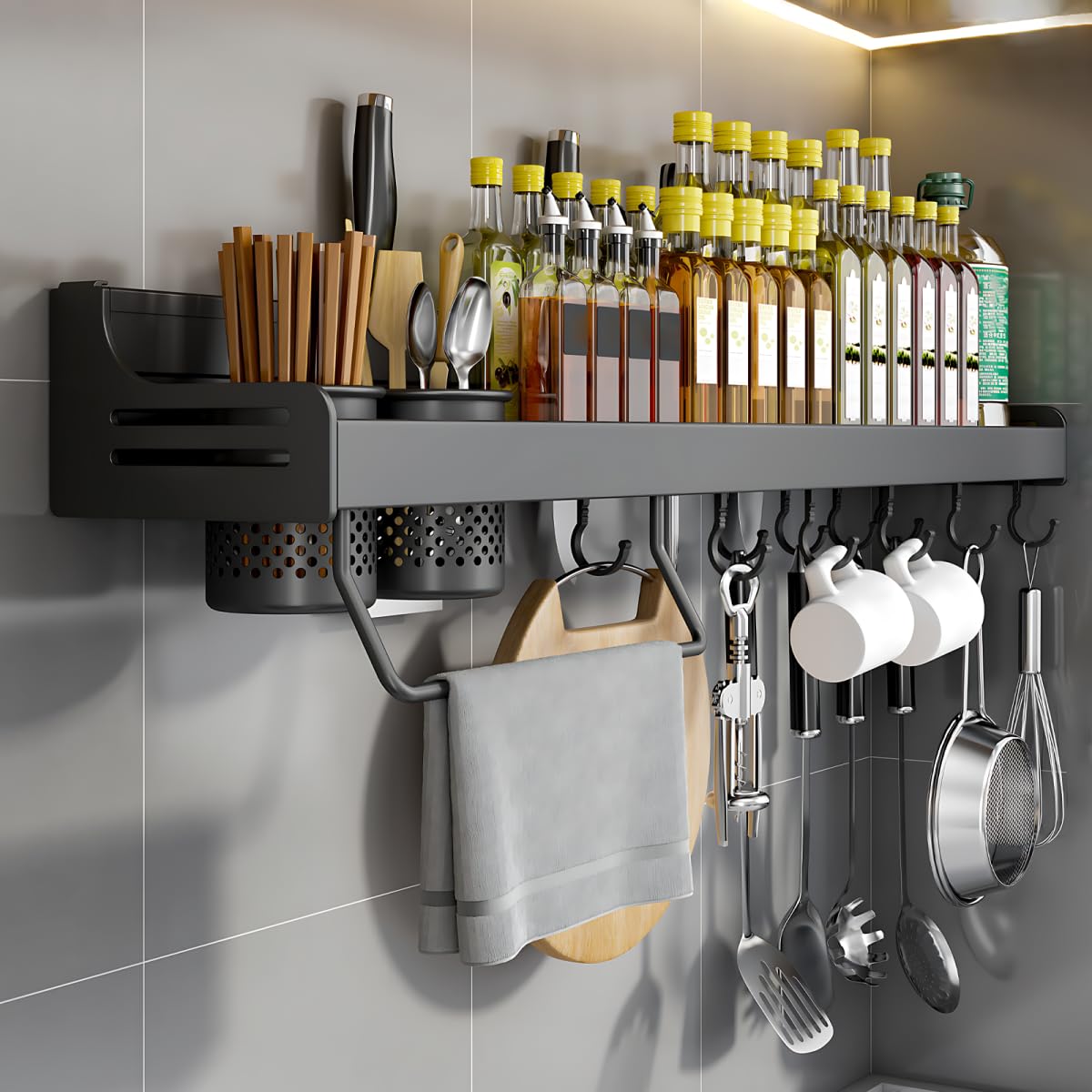 Hovoto Gewürzregal, Gewürzregal Hängend, GewürzregaleKüchenregal wand ohne Bohren, Gewürz Organizer mit Messerschlitz, Haken, Becher, Küchenregal Wand für Gewürze, Schwarz, 50cm