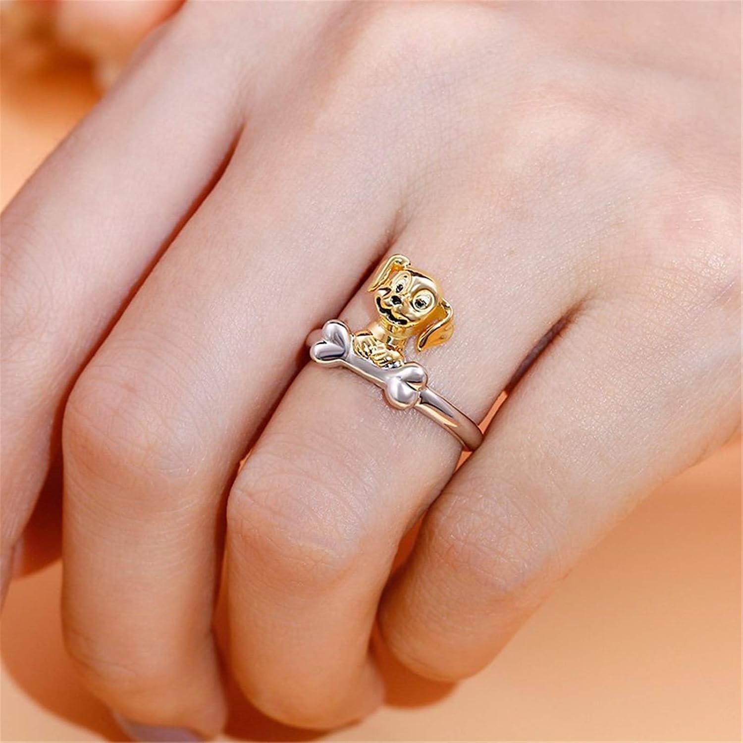 Jeulia "Dog＆Bone Sterling Silver Ring for Women Wife Girlfriend Engagement Wedding Anniversary Christmas Birthday with Jewelry Box
