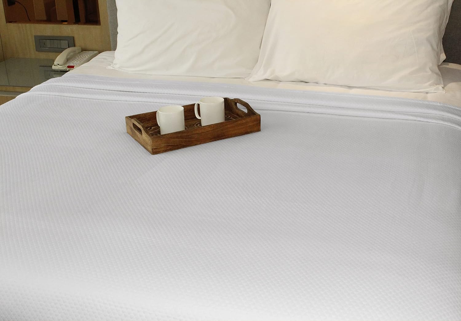 COTTON CRAFT Soft Cotton Blanket Coverlet - Plush French Matelassé Diamond- All Season Cooling Throw Blanket - Breathable Skin friendly Luxurious Layer Bed Spread - Couch Travel Dorm- Full Queen White