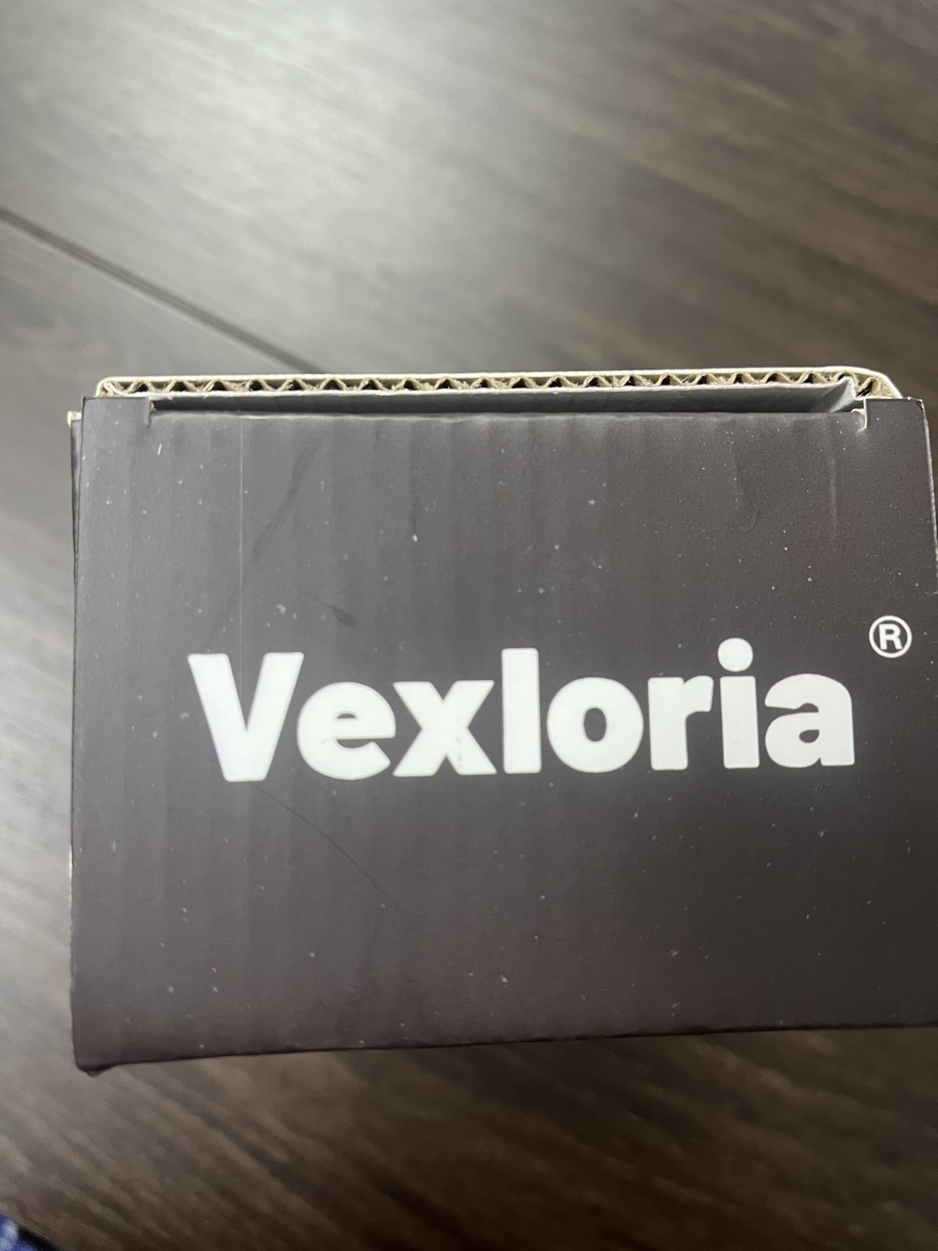 Vexloria Munddusche Kabellos, Elektrische Zahnreiniger Tragbar IPX7 Water Flosser 3 Modi & 4 Düsen, 300ML Zahndusche Oral Munddusche Testsieger für Entfernt Speisereste und Reinigt Die Zähne (Weiß)