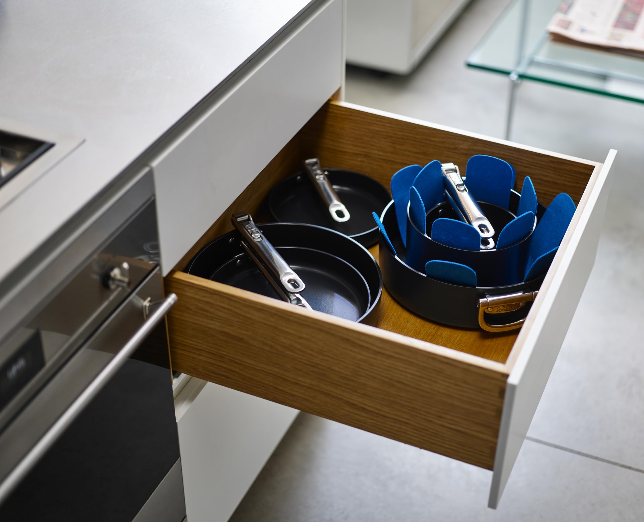 Joseph Joseph Space Batterie de Cuisine 3 pièces, Casseroles Gain de Place, Poignées Pliables, Induction, Revêtement Céramique, Acier Inoxydable