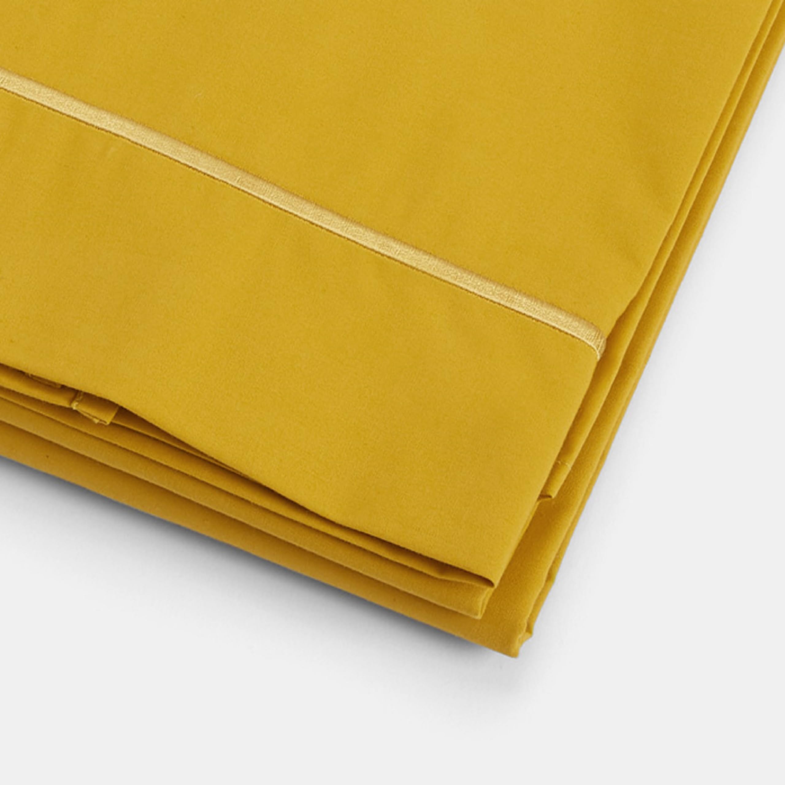 Bianca Plain Dyed Mustard Juego Sábanas Cama de 150 cm 100% Algodón Percale