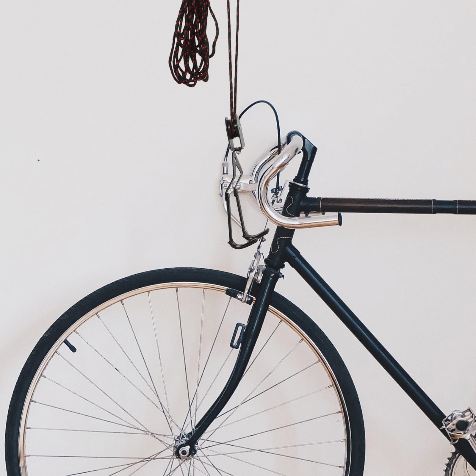 Fahrrad Deckenlift Hebesystem Stahl Wandhalterung Schwarz 20 kg Tragkraft für Fahrradenthusiasten Vielseitige Aufbewahrung in Garage