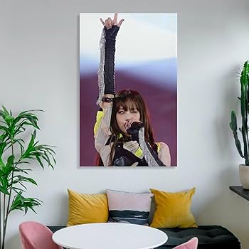 Amazon.co.jp: Lisa歌手リサのポスター アートパネル キャンバス