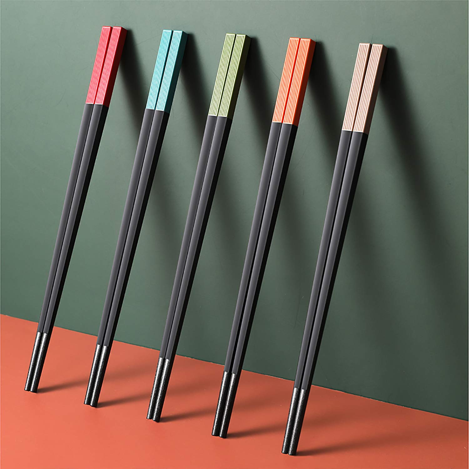 10 Paar mehrfarbige Essstäbchen-Set aus Fiberglaslegierung, wiederverwendbare rutschfeste quadratische japanische chinesische Essstäbchen für Sushi-Nudeln Reis hitzebeständig grün-24 cm (Farbe 24 cm