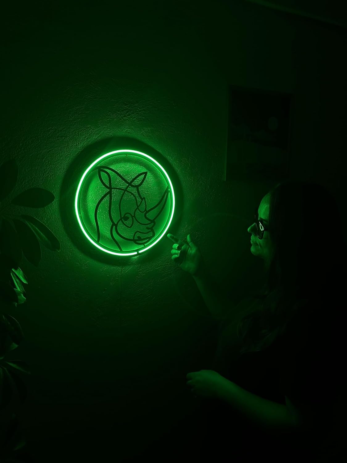 Rhino Neon Metal Wall Art, Rhino Neon Sign, Rhinoceros Neon Light, Customized LED Sign, Animal Neon Sign, Led Neon Light, Personalized Gifts, Rhino Wall Sign, LED Sign (Without Remote Control)