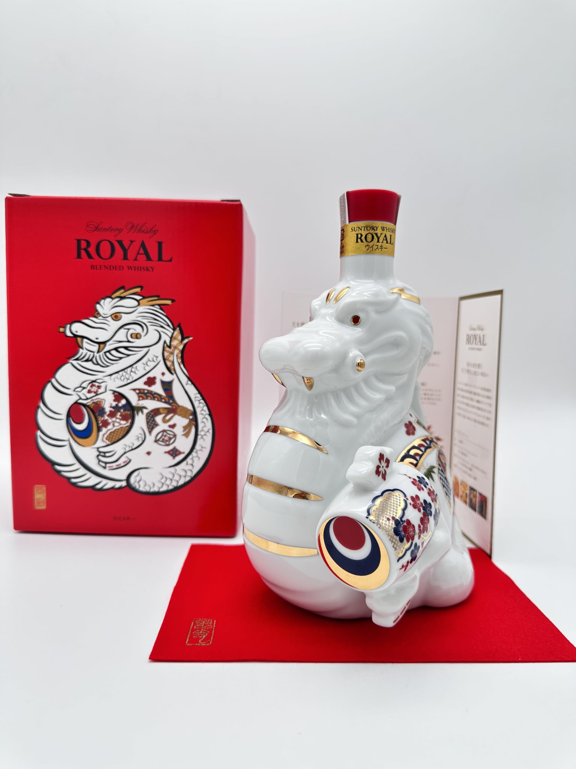 Amazon.co.jp: サントリー ウイスキー ローヤル辰歳 干支ボトル 43  