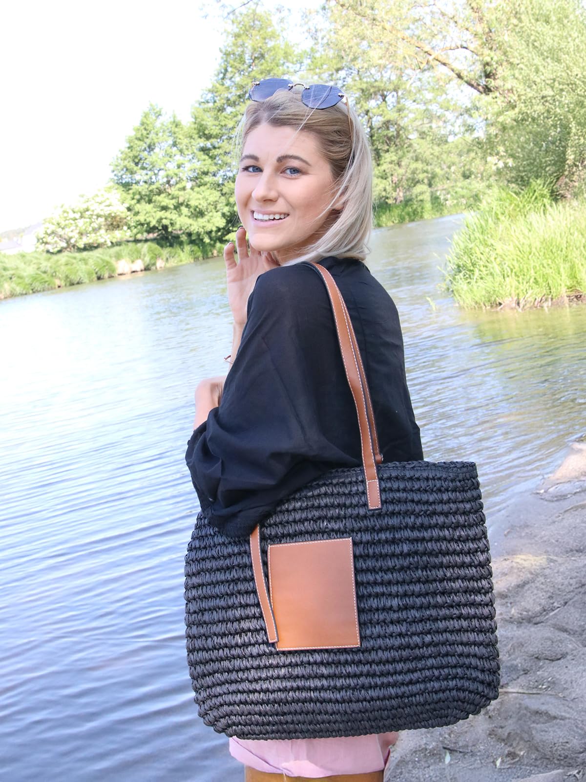 styleBREAKER Damen Schultertasche Bast Geflochten
