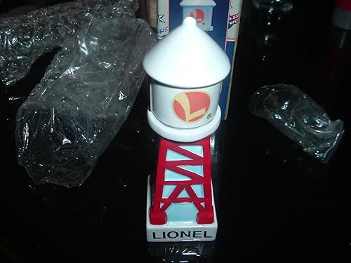 Lionel Train Water Tower - Juego de salero y pimentero